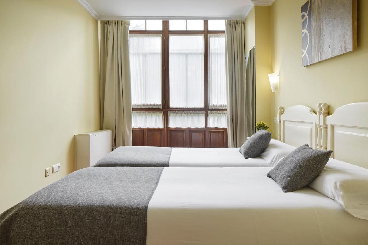Iraipe Ongi Hotel Auto Check-In Oñate 外观 照片